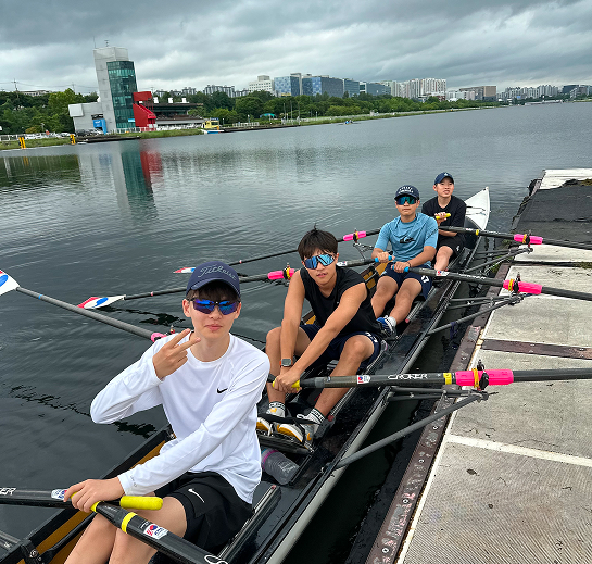 로잉 팀 연습 장면